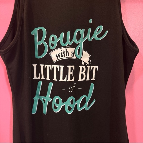 Black Graphic Sleeveless Dress - Picture 2 of 5